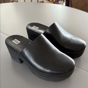 Fitflop Pilar Leather Platform Mule Size 8